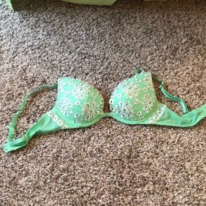 Victoria secret push up bra 32B in sea foam